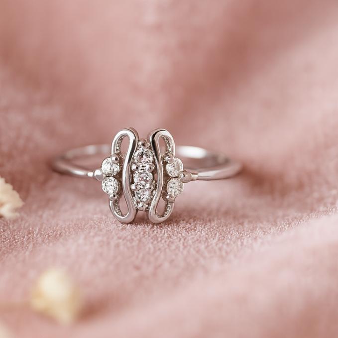 925 Silver Dual Curl Ring With Zircon Cluster Detailing — 925 silver, image 1