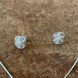 925 Silver Floral Sparkle Pendant Set (without Chain) thumbnail 4