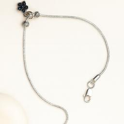 Elegant 925 Silver Anklet With Black Floral Charm & Italian Lock thumbnail 2