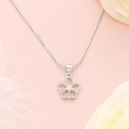 925 Silver Floral Elegance Pendant Necklace thumbnail 1