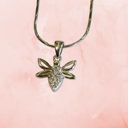 Elegant Bee-inspired Pendant – 925 Sterling Silver thumbnail 2