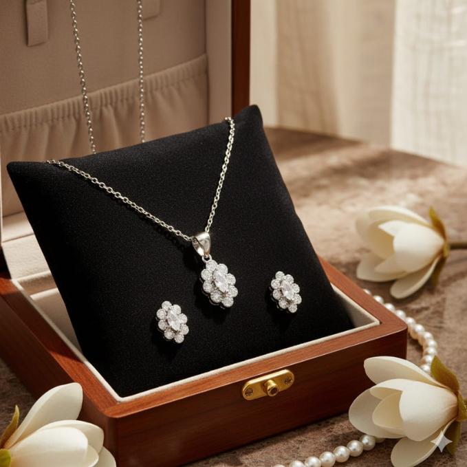 Elegant Silver Necklace And Earring Set With Sparkling Floral Design — 925 silver, image 1