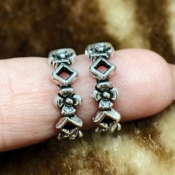 The Flora & Rhombus Bloom Oxidised Toe Ring  thumbnail 3
