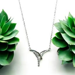 Elegant Sterling Silver V-shaped Necklace With Crystals thumbnail 4