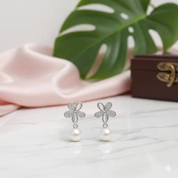 Elegant Four-petal 925 Silver Pearl Drop Earrings thumbnail 1