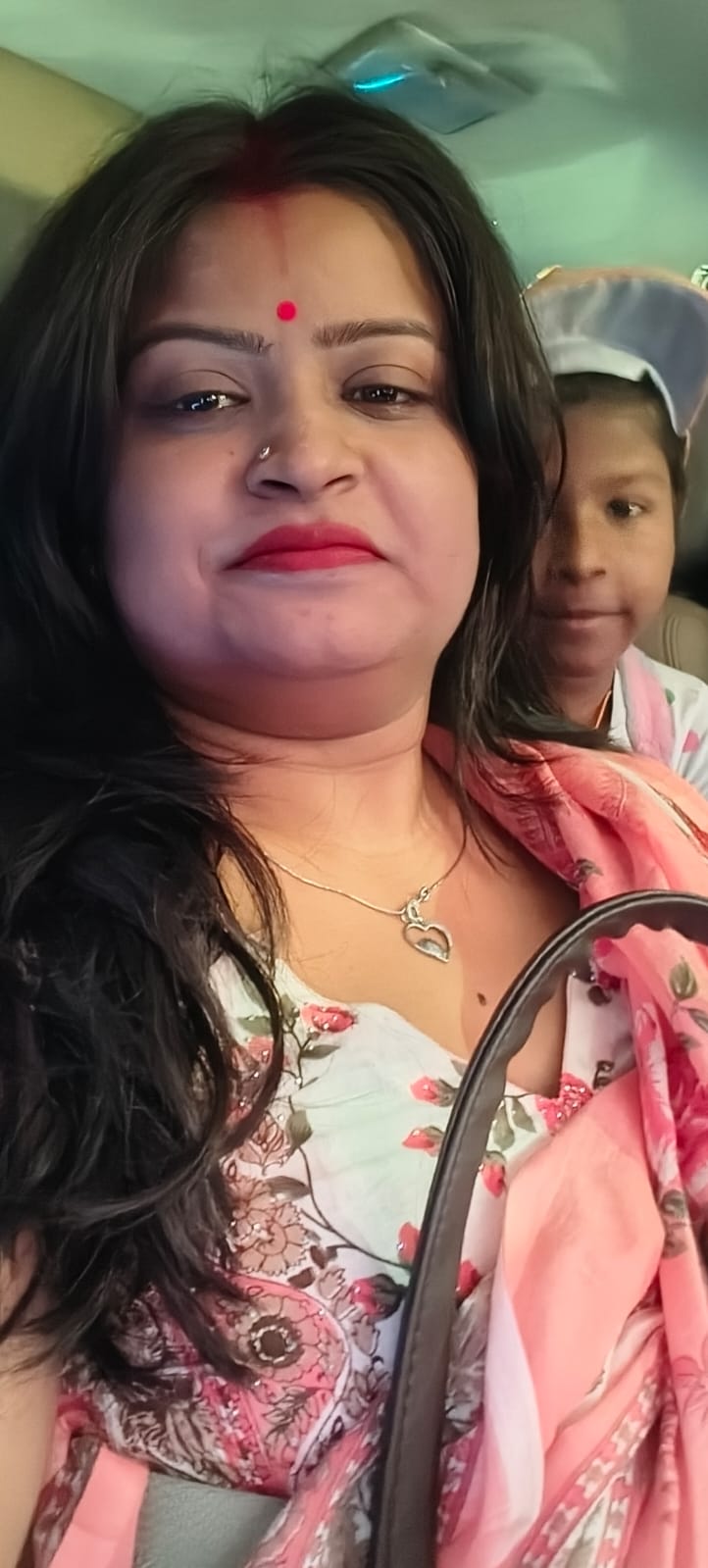 Suman, verified Jayash Luxe Silver customer